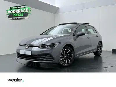 Volkswagen Golf 1.5 eTSI Style uit 2020