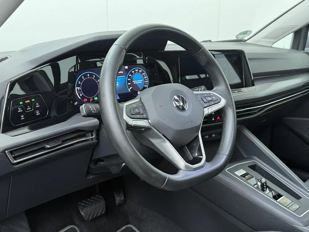 Volkswagen Golf 1.5 eTSI Style uit 2020, foto 6