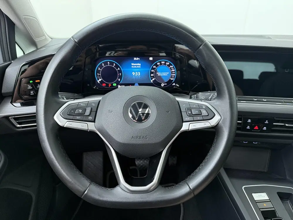 Volkswagen Golf 1.5 eTSI Style uit 2020, foto 8