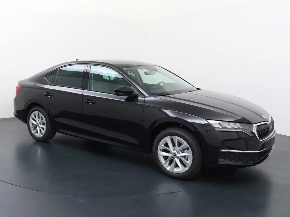 Skoda Octavia Business Edition 1.5 TSI DSG uit 2025, foto 3