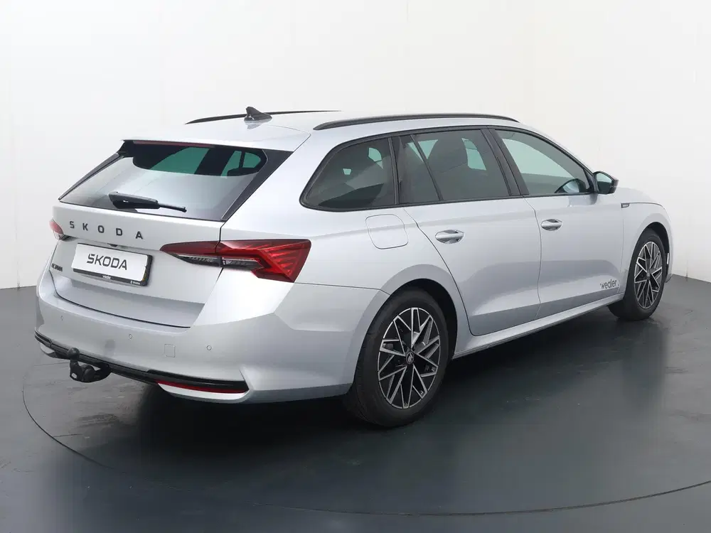 Skoda Octavia Sportline Tour 1.5 TSI 150 PK DSG uit 2026, foto 5