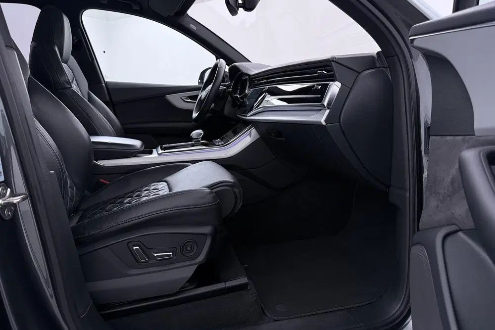 Audi Q7 60 TFSI e quattro Competition uit 2020, foto 5