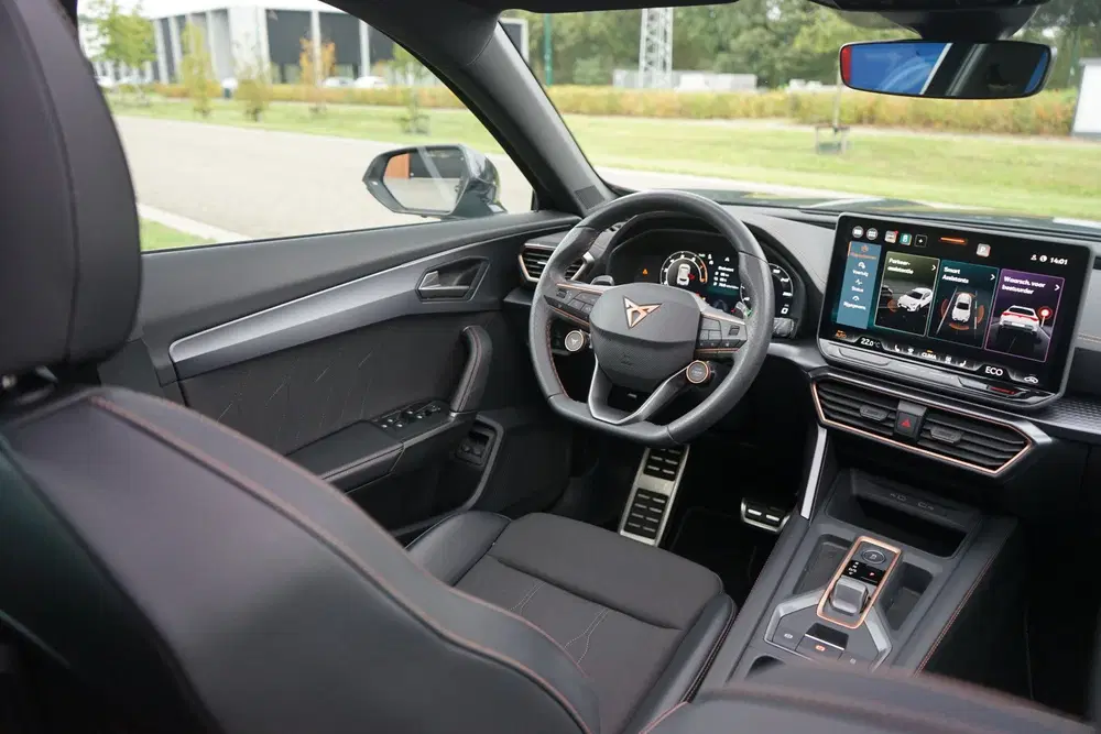 Cupra Formentor 1.5 TSI e-Hybrid Panodak 360camera ACC Car uit 2025, foto 8