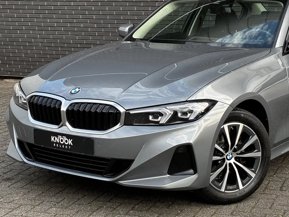 BMW 3-serie 318i Automaat uit 2023, foto 2