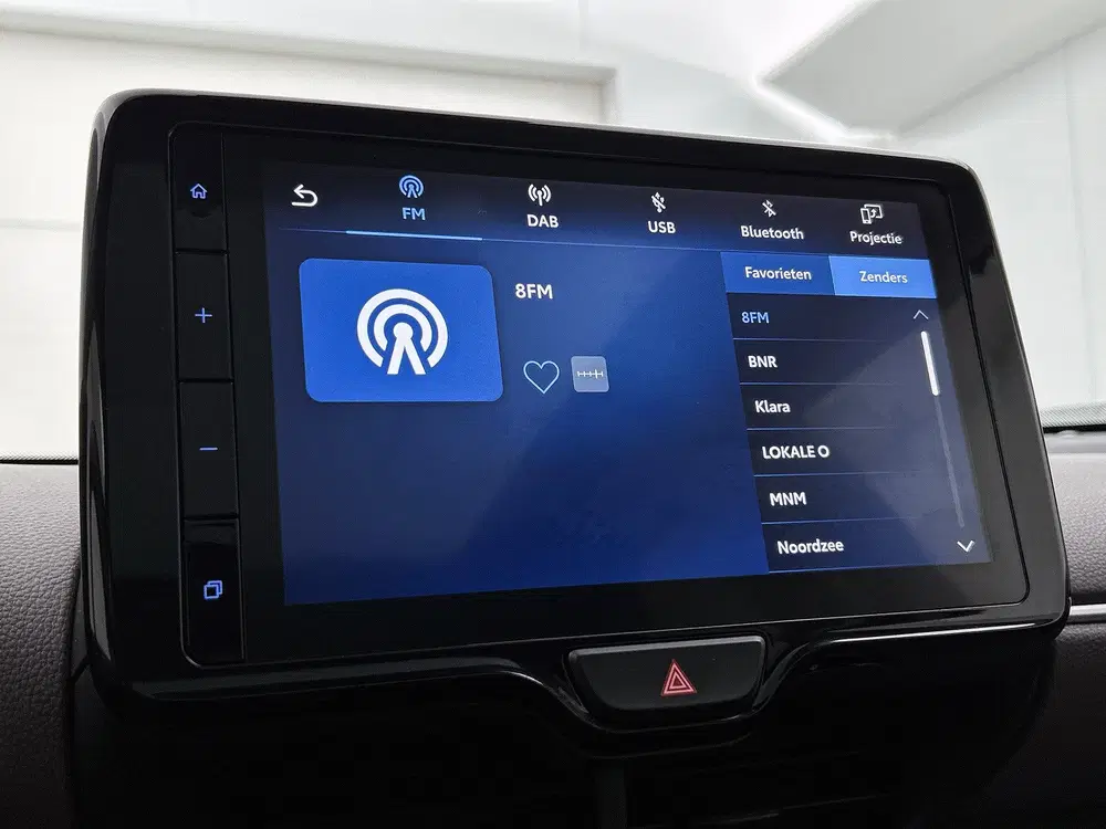 Toyota Yaris Cross 1.5 Hybrid Executive AWD uit 2023, foto 10