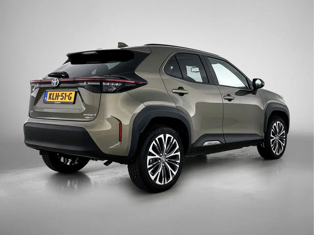 Toyota Yaris Cross 1.5 Hybrid Executive AWD uit 2023, foto 2
