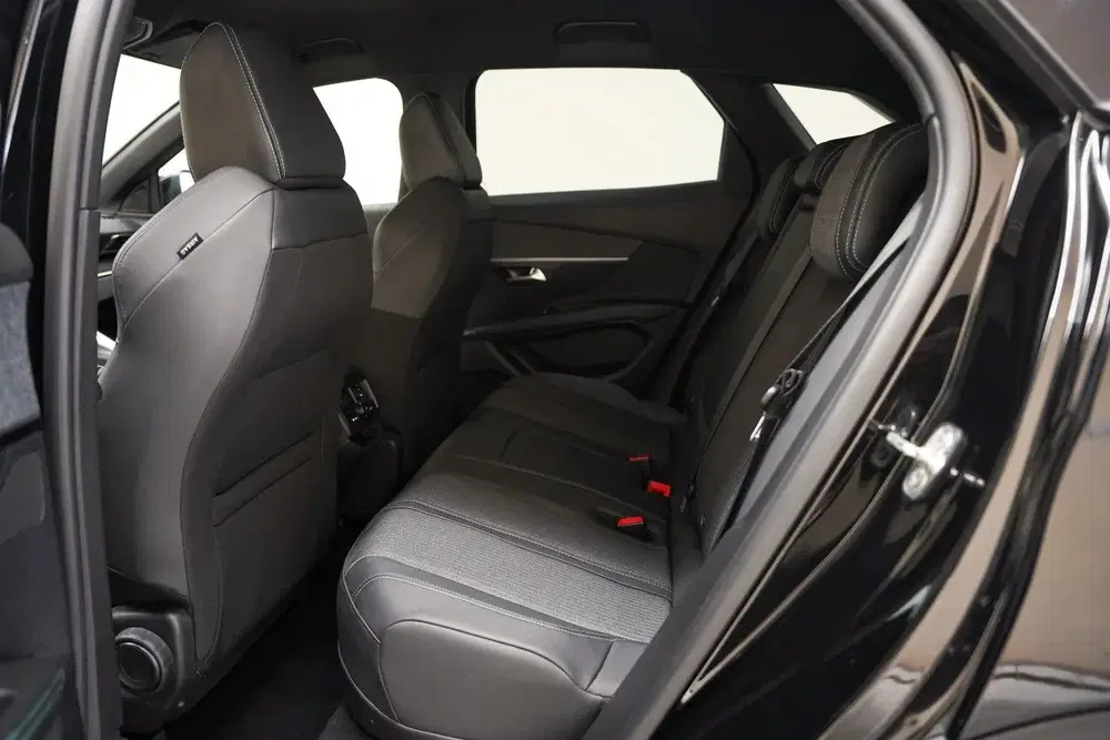 Peugeot 3008 1.6 HYbrid 225pk Allure Aut. [ LED Navi Ap uit 2023, foto 13