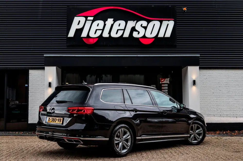 Volkswagen Passat 2.0 TSI 3x R-Line NAP PANO VIRTUAL uit 2021, foto 10