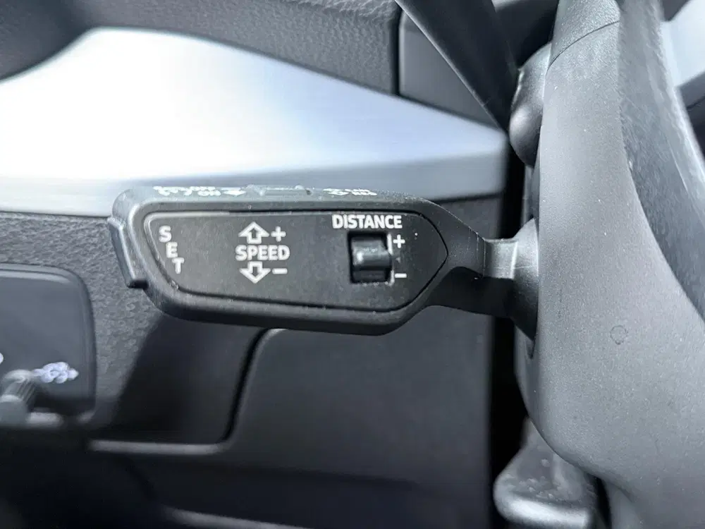 Audi Q2 35 TFSI S Edition uit 2022, foto 11