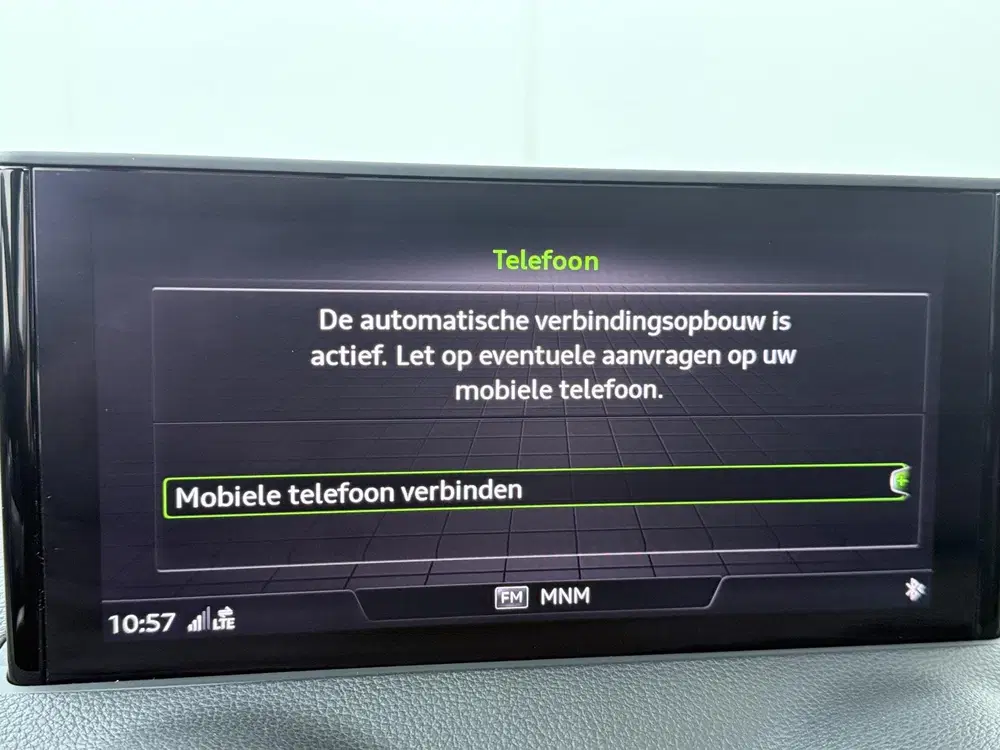 Audi Q2 35 TFSI S Edition uit 2022, foto 15