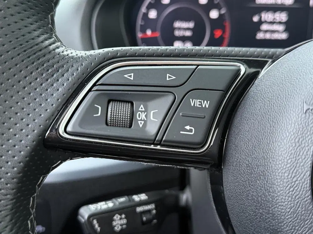 Audi Q2 35 TFSI S Edition uit 2022, foto 7