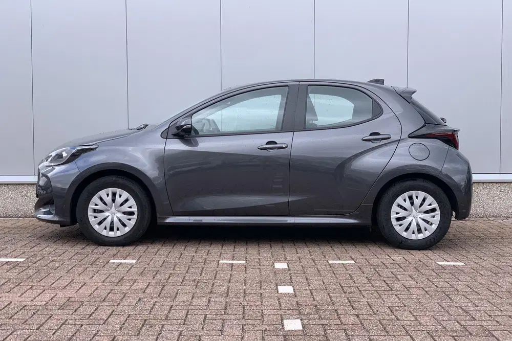 Toyota Yaris 1.5 Hybrid 115 Comfort uit 2025, foto 4