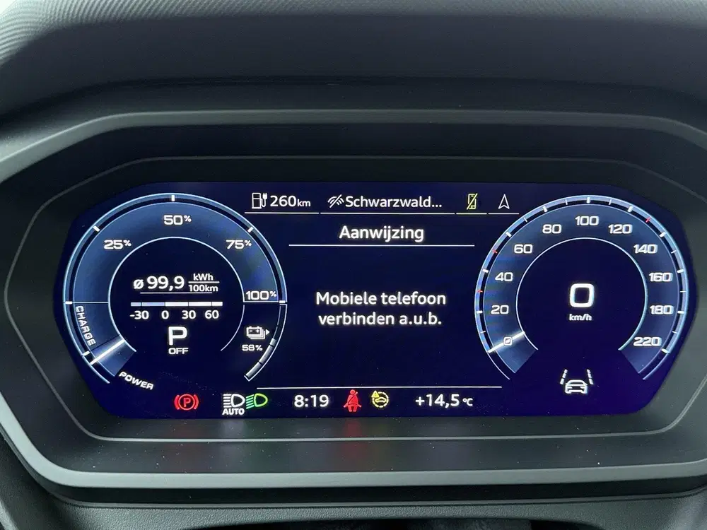 Audi Q4 e-tron 45 quattro S edition 77 kWh uit 2023, foto 10
