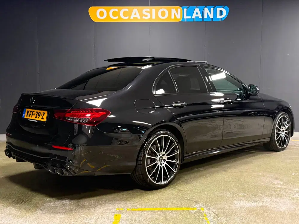 Mercedes-Benz E-Klasse 300 e AMG Line uit 2021, foto 2