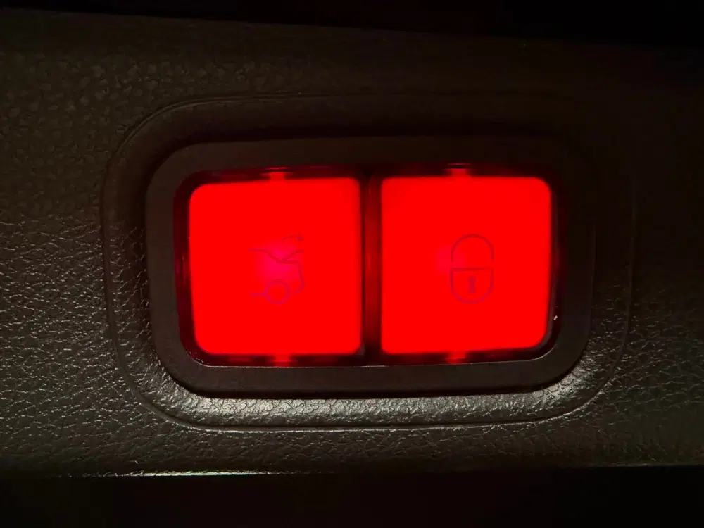 Mercedes-Benz E-Klasse 300 e AMG Line uit 2021, foto 9