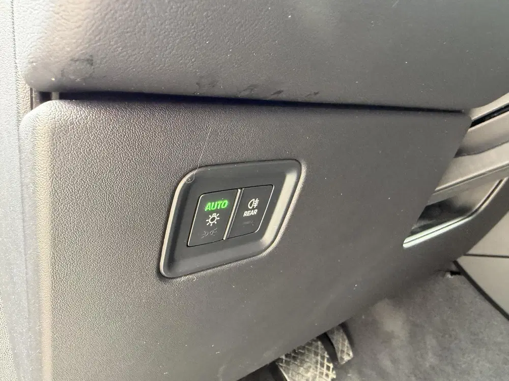 Porsche Macan 100 kWh Spyder 22 inc l luchtvering l Pano uit 2025, foto 7