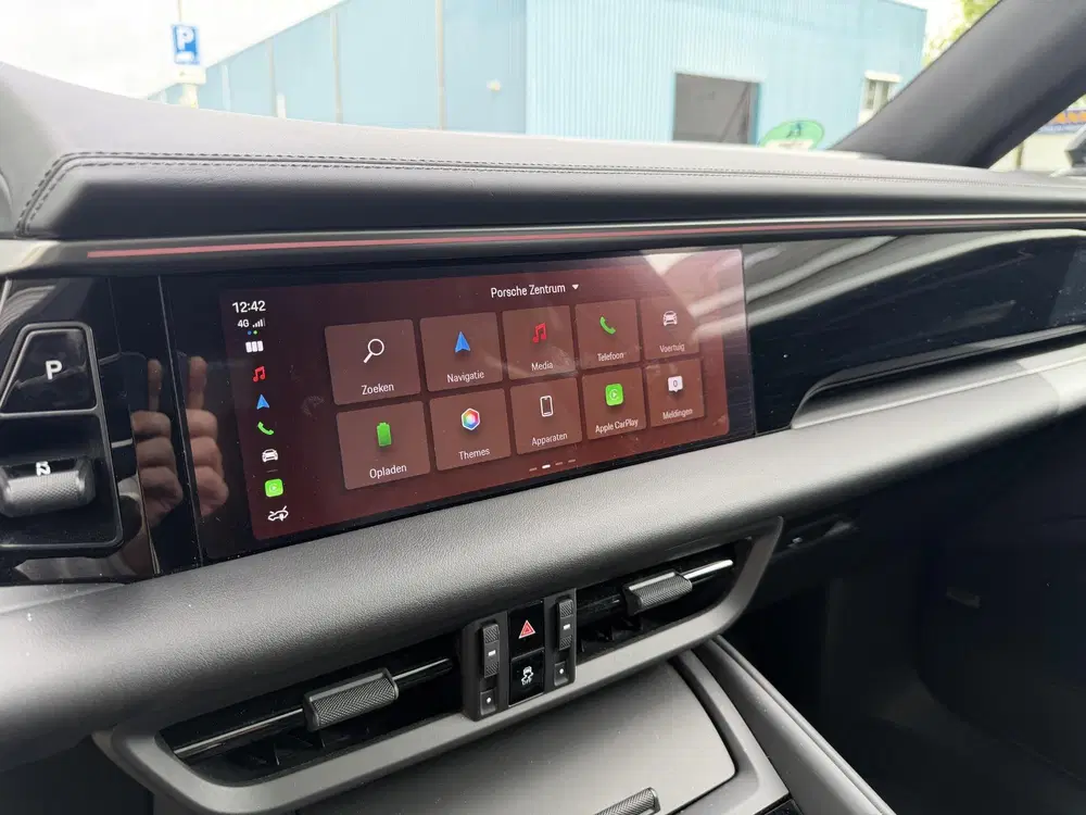 Porsche Macan 100 kWh Spyder 22 inc l luchtvering l Pano uit 2025, foto 8