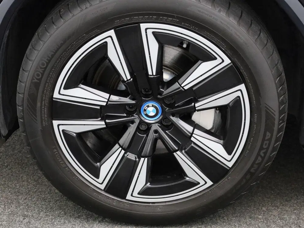 BMW iX3 Executive 80 kWh uit 2022, foto 14