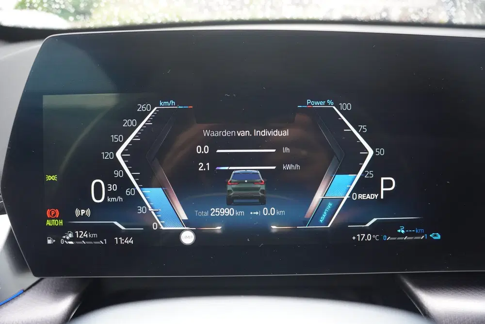 BMW X1 xDrive25e uit 2023, foto 4