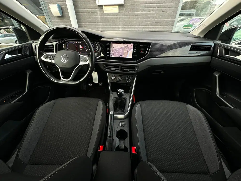 Volkswagen Polo 1.0 TSI Life uit 2022, foto 2