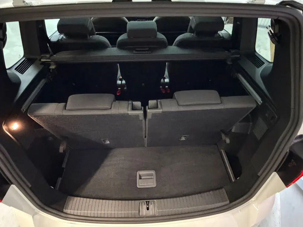 Volkswagen Touran 1.5 TSI Highline Business R-LINE 7p AUOTMA uit 2019, foto 14