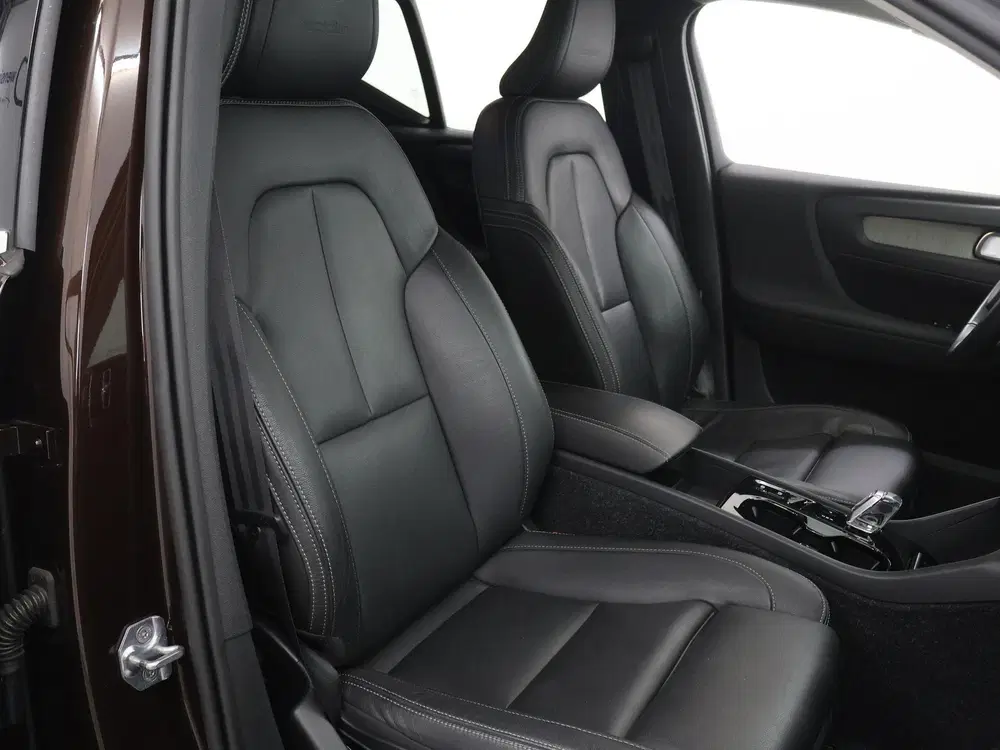 Volvo XC40 1.5 T5 Twin Engine Inscription uit 2020, foto 11