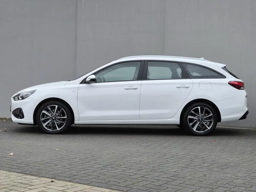 Hyundai i30 1.0 T-GDi MHEV Comfort Smart uit 2023, foto 11