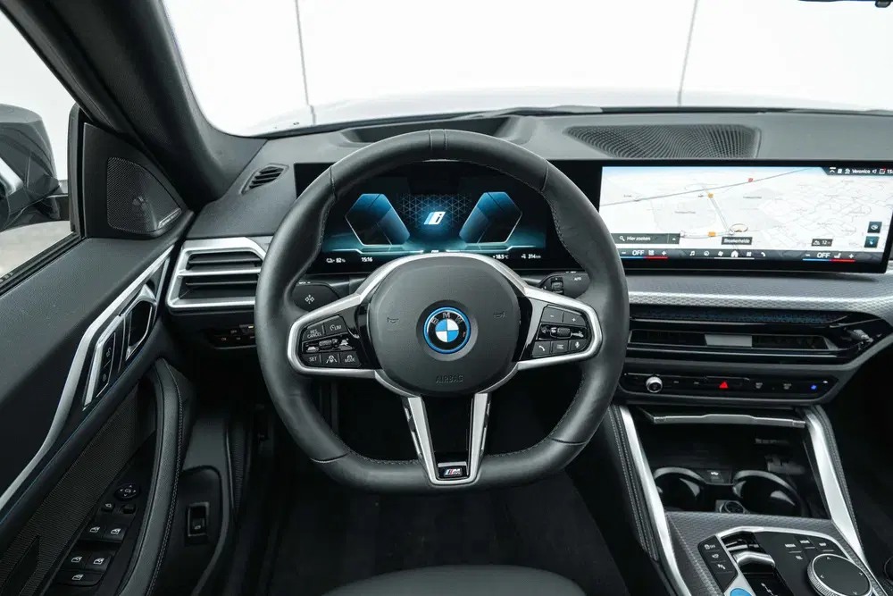 BMW i4 eDrive40 M Sport uit 2025, foto 10