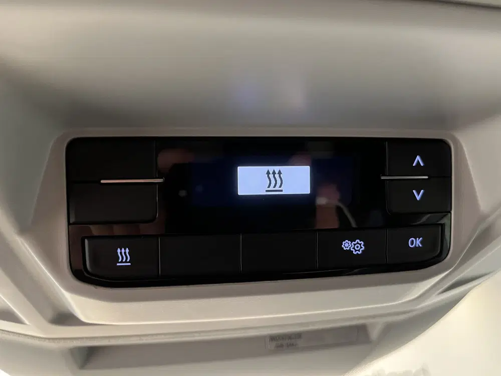 Volkswagen Crafter 35 2.0 TDI L4H3 180 PK uit 2022, foto 11