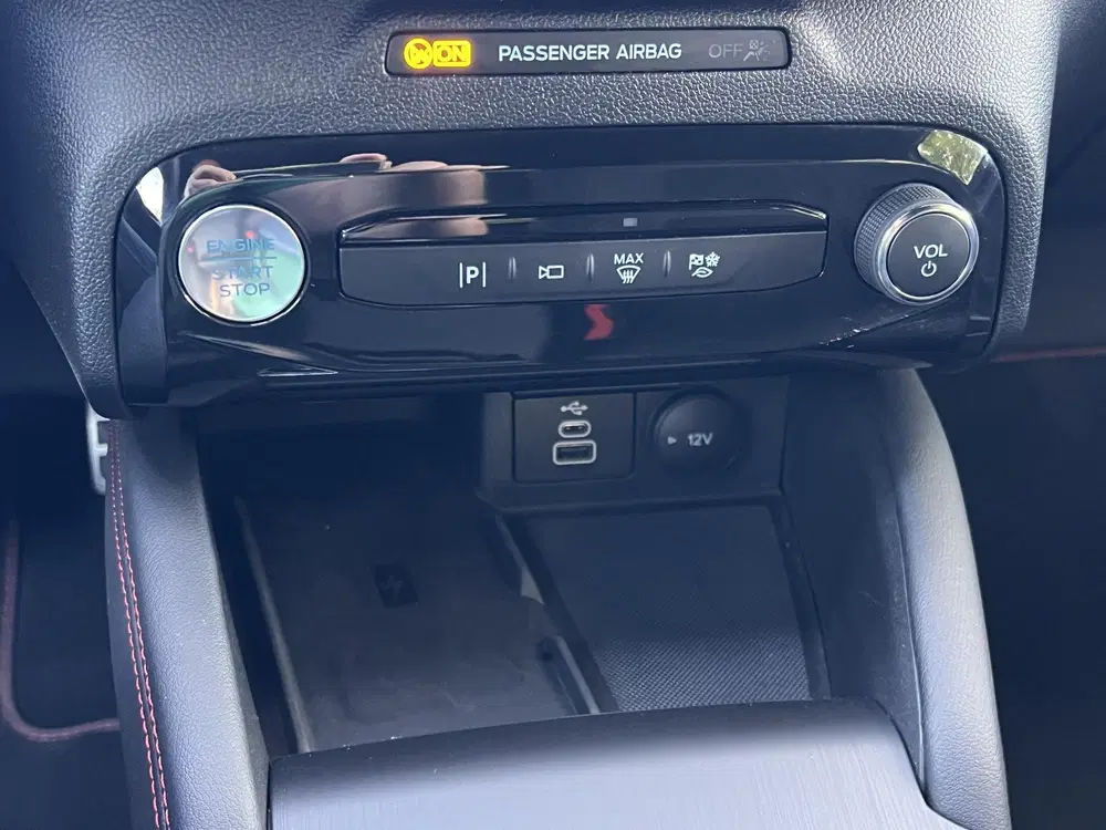 Ford Kuga 2.5 PHEV ST-Line X uit 2026, foto 14