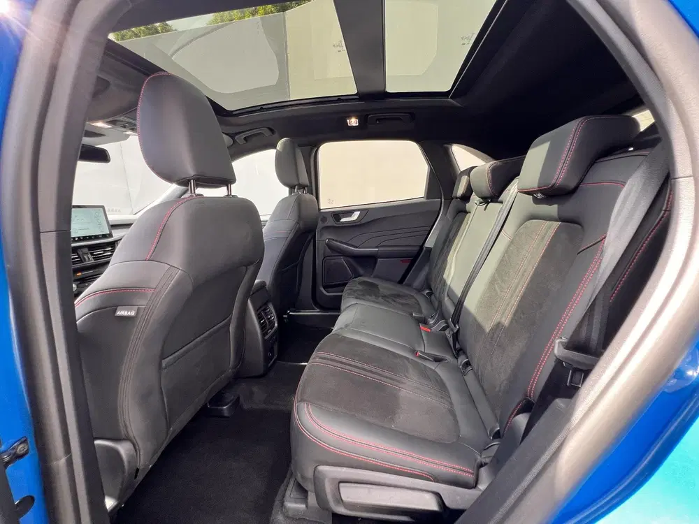 Ford Kuga 2.5 PHEV ST-Line X uit 2026, foto 8