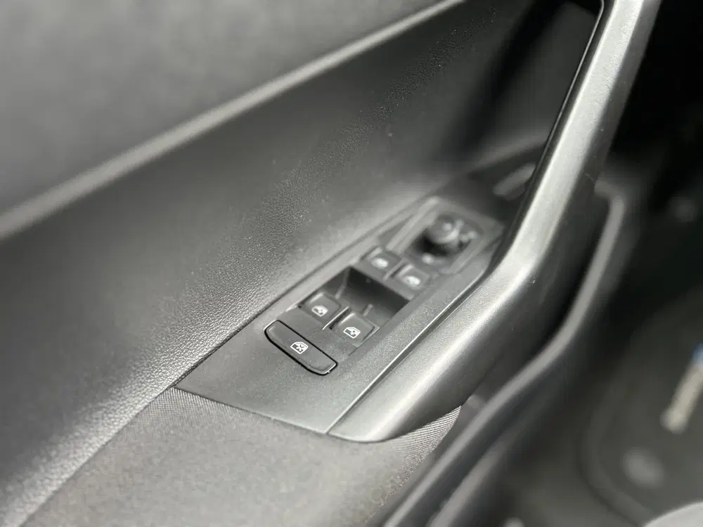 Volkswagen Polo 1.0 TSI uit 2021, foto 8