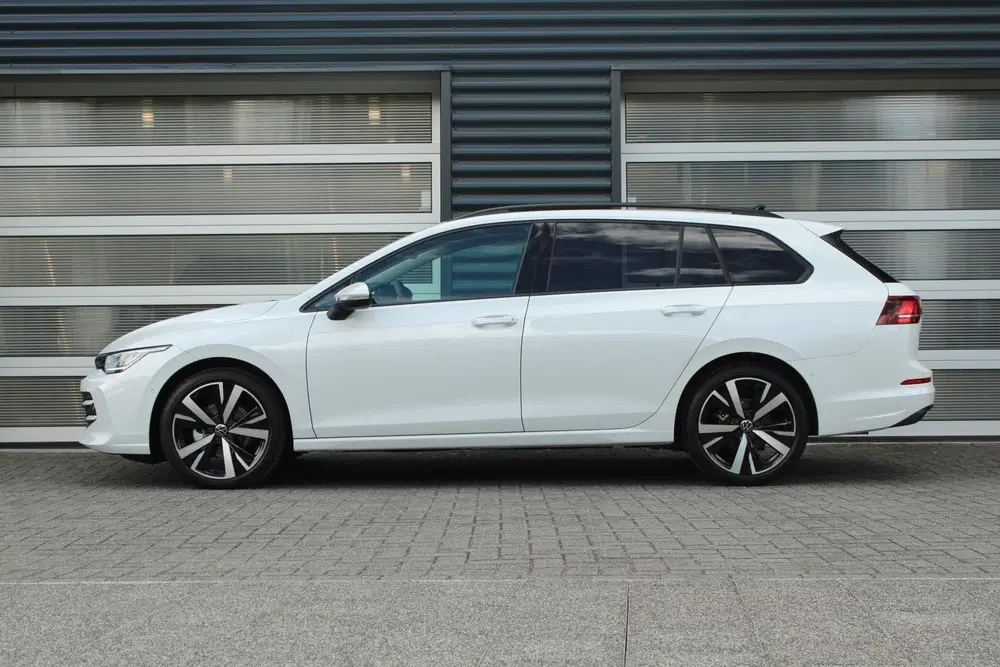 Volkswagen Golf 1.5 TSI 116pk Life Edition uit 2025, foto 15
