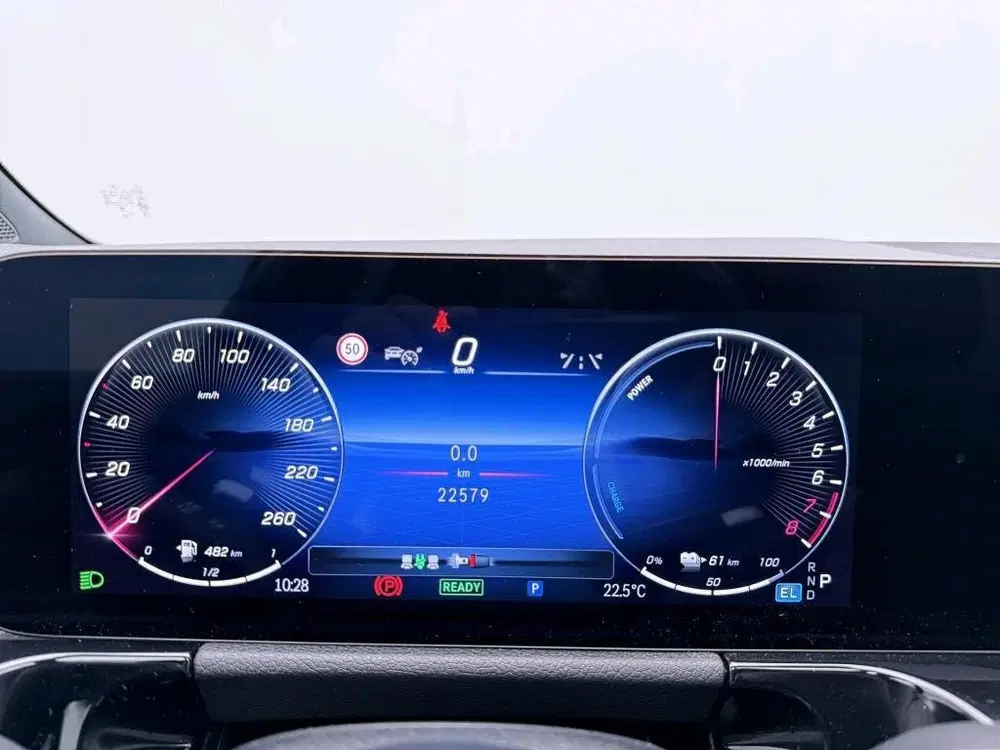 Mercedes-Benz GLA 250 e Business Solution AMG uit 2025, foto 4