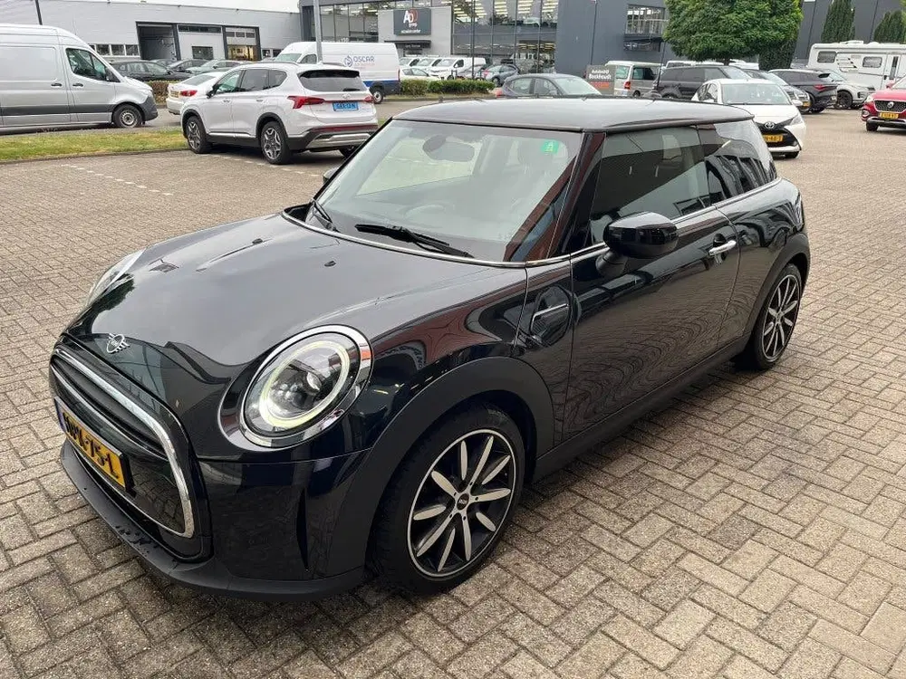 Mini Cooper 1.5 Cooper uit 2022, foto 4