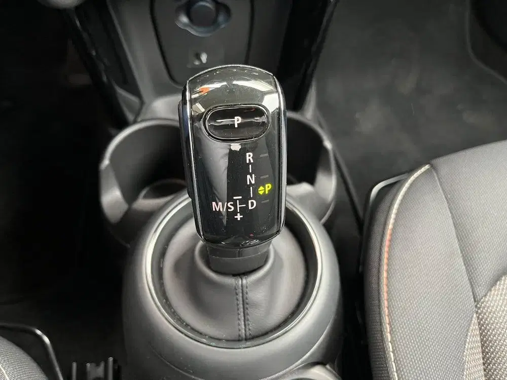 Mini Cooper 1.5 Cooper uit 2022, foto 9