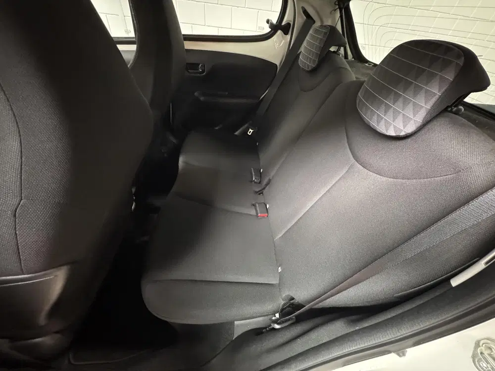 Peugeot 108 1.0 e-VTi Active uit 2021, foto 15