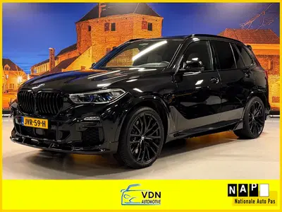 BMW X5 XDrive45e High Exe M-Sport B&W Skylounge F uit 2020