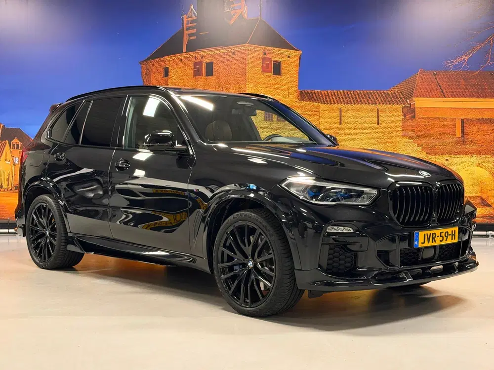 BMW X5 XDrive45e High Exe M-Sport B&W Skylounge F uit 2020, foto 13