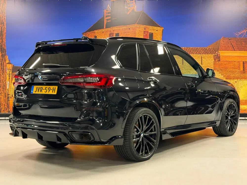 BMW X5 XDrive45e High Exe M-Sport B&W Skylounge F uit 2020, foto 2