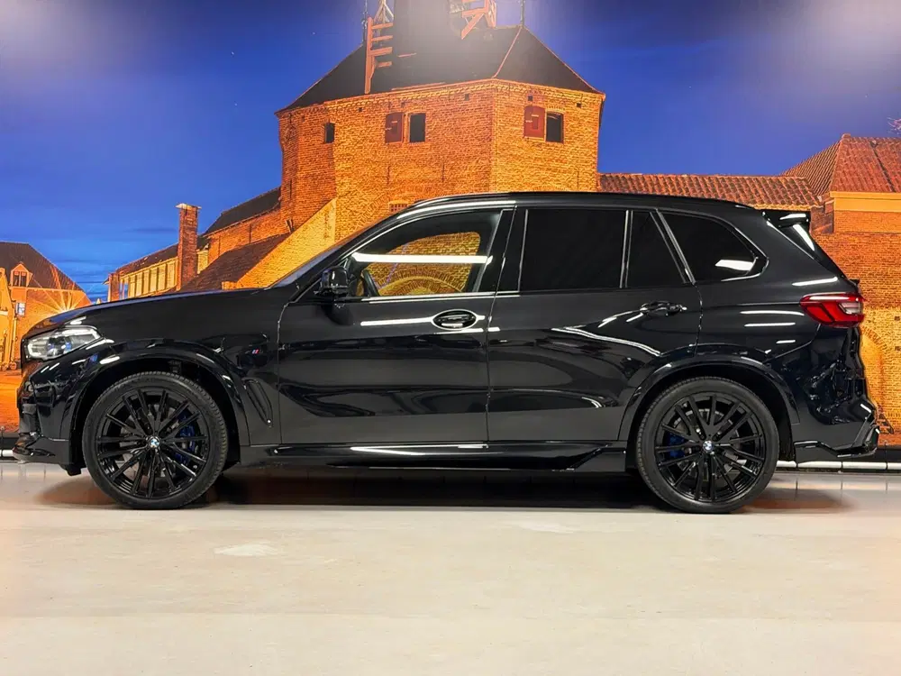 BMW X5 XDrive45e High Exe M-Sport B&W Skylounge F uit 2020, foto 9