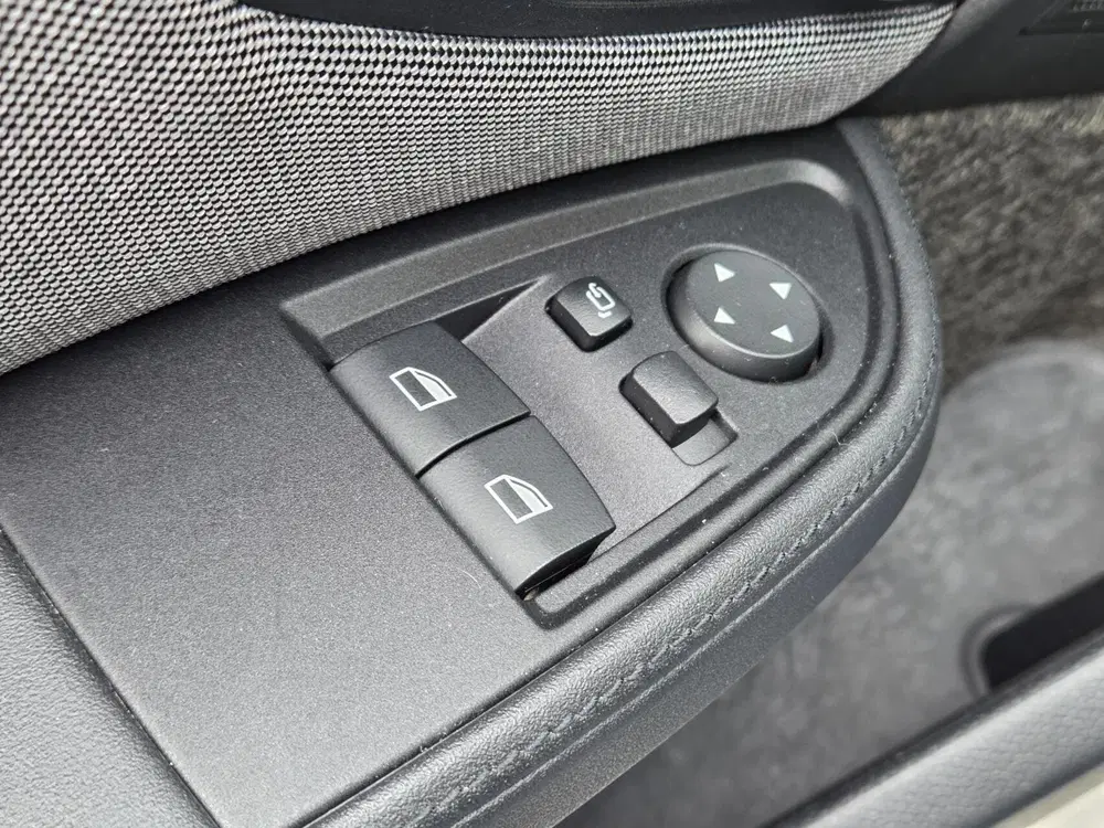 BMW i3 Executive Edition 120Ah 42kWh SOH 93 uit 2020, foto 9