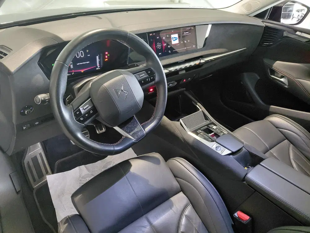 DS Automobiles DS 4 DS 4 1.2 PureTech Performance Line uit 2022, foto 2