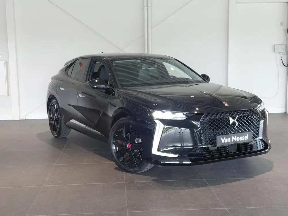 DS Automobiles DS 4 DS 4 1.2 PureTech Performance Line uit 2022, foto 4