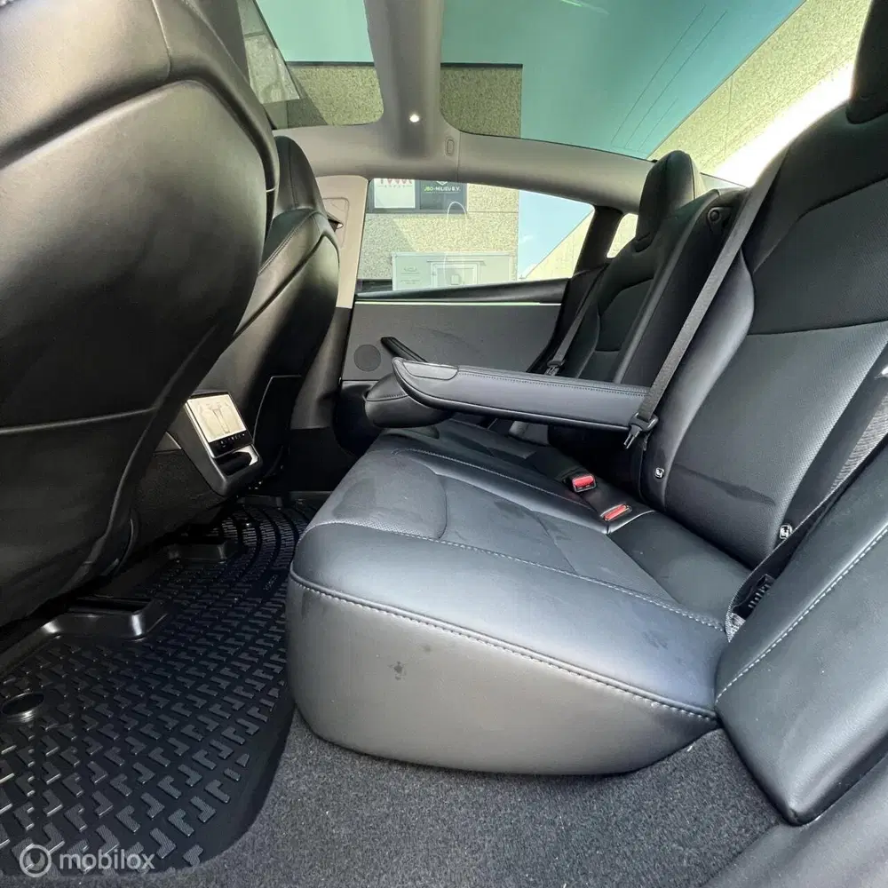Tesla Model 3 HIGHLAND PREMIUM LFP RWD+MMX PACK+IAP+TREK uit 2023, foto 10