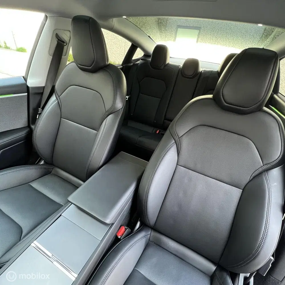 Tesla Model 3 HIGHLAND PREMIUM LFP RWD+MMX PACK+IAP+TREK uit 2023, foto 9