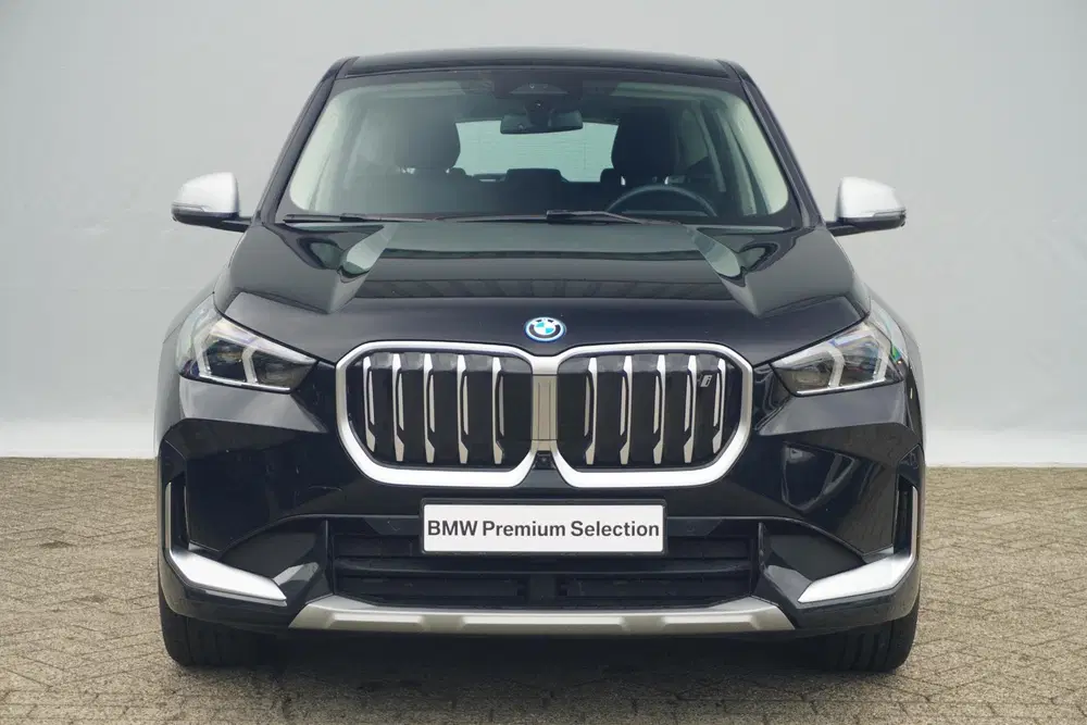BMW iX1 xDrive30 uit 2023, foto 3