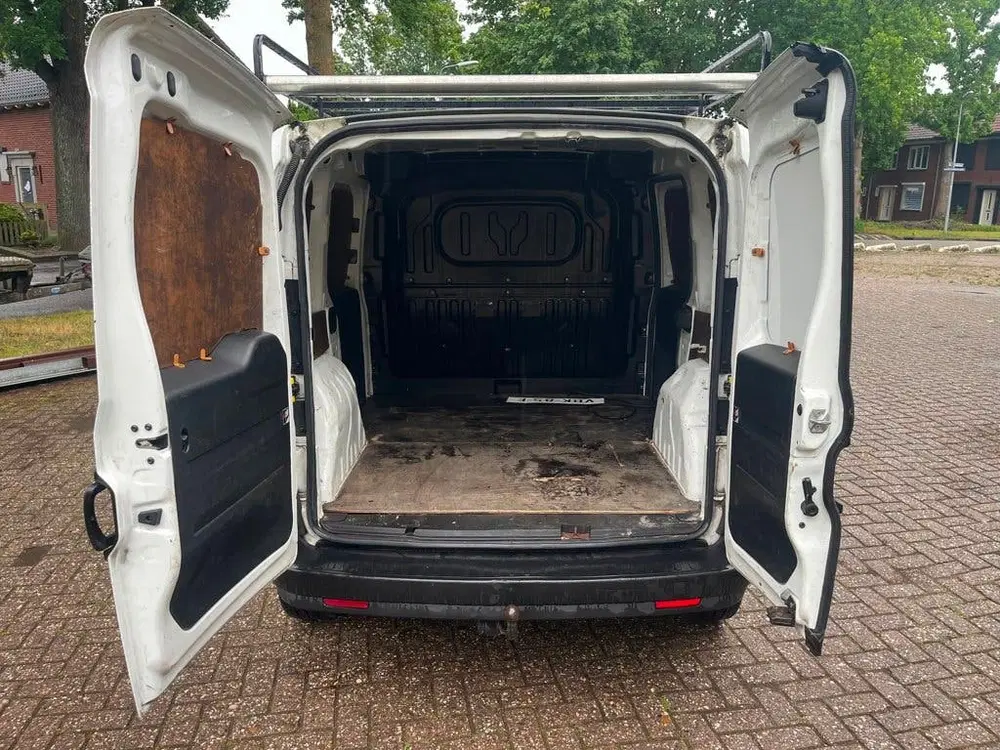 Fiat Doblo Doblò Cargo 1.4 Fire L1H1 AIRCO uit 2019, foto 12