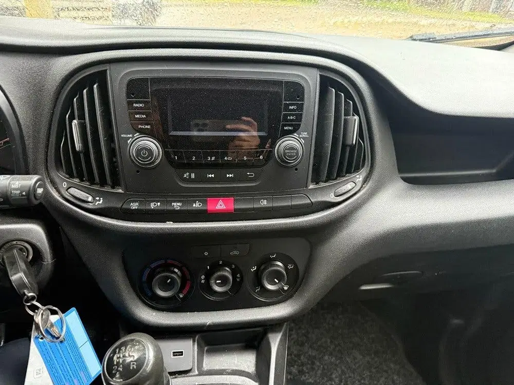 Fiat Doblo Doblò Cargo 1.4 Fire L1H1 AIRCO uit 2019, foto 14