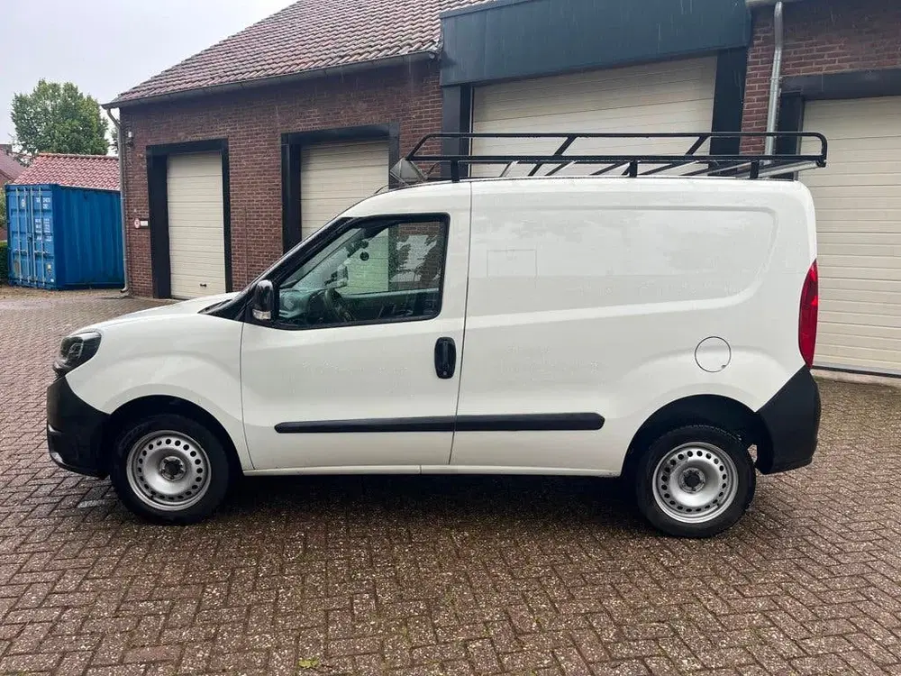 Fiat Doblo Doblò Cargo 1.4 Fire L1H1 AIRCO uit 2019, foto 3